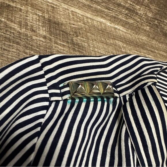 Zara Basic Striped Blouse Size Medium - Picture 3 of 8